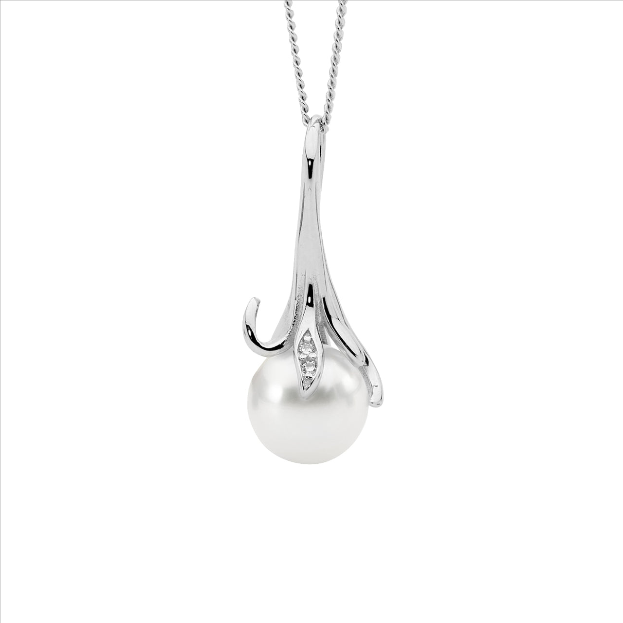 Silver Freshwater Pearl Fluted Drop Pendant.