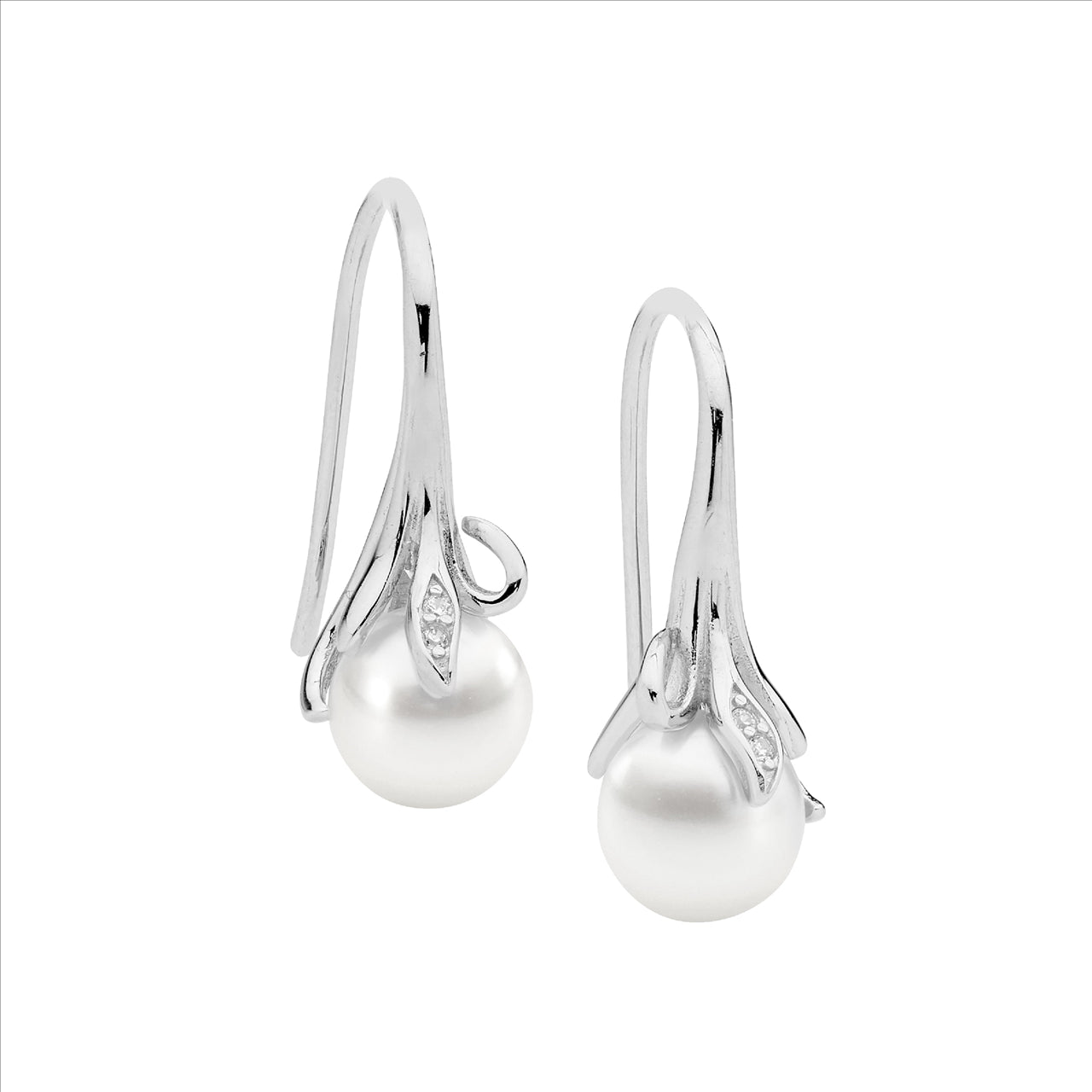 Silver Freshwater Pearl Fluted Drop Earrings.