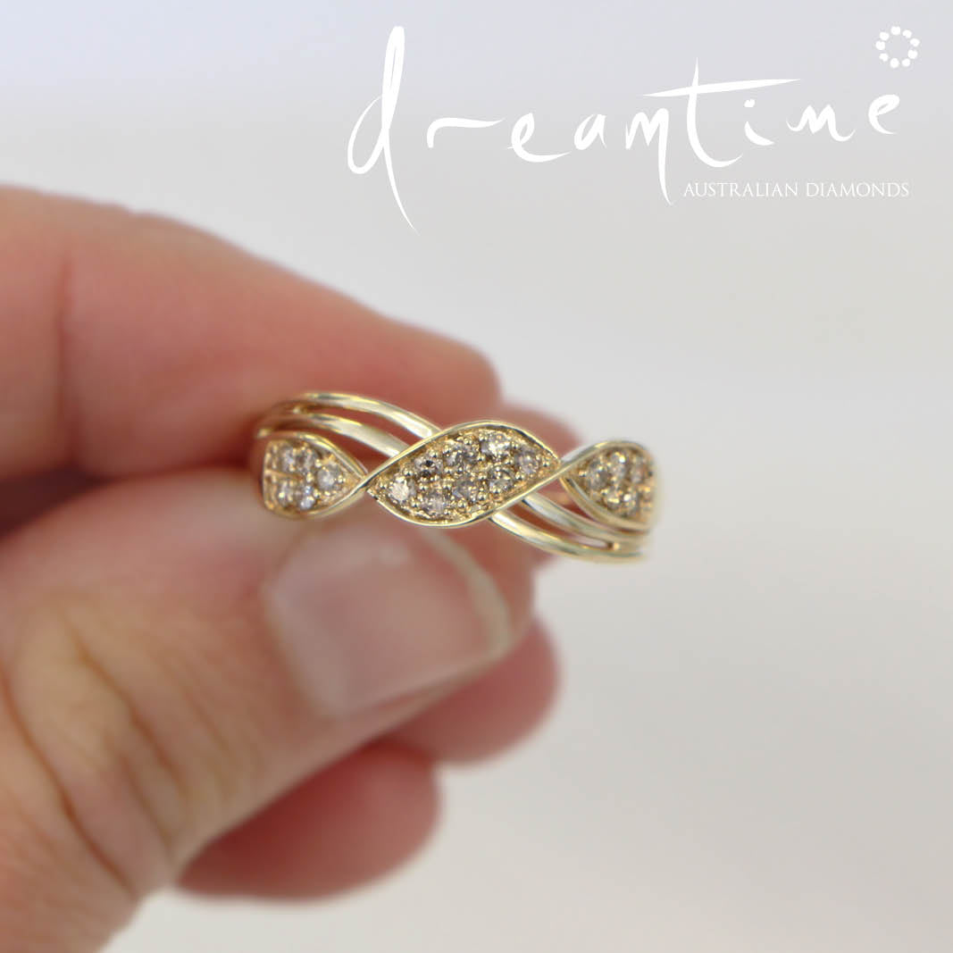 Dreamtime Diamond 'Eloise' Ribbon Design Dress Ring.