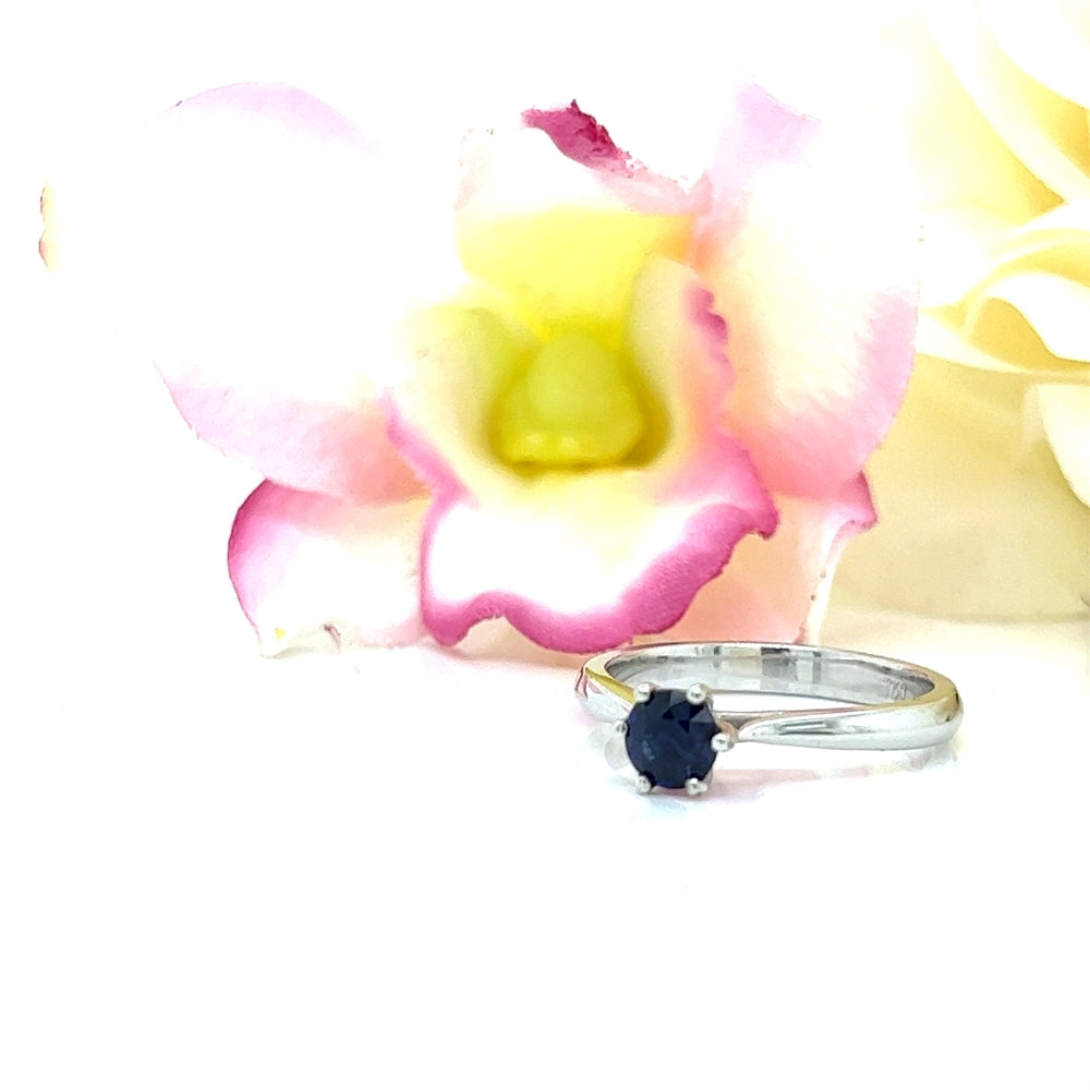 Australian blue Sapphire Solitaire Ring.