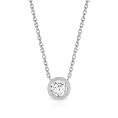 9ct White Gold Diamond Solitaire Necklace.