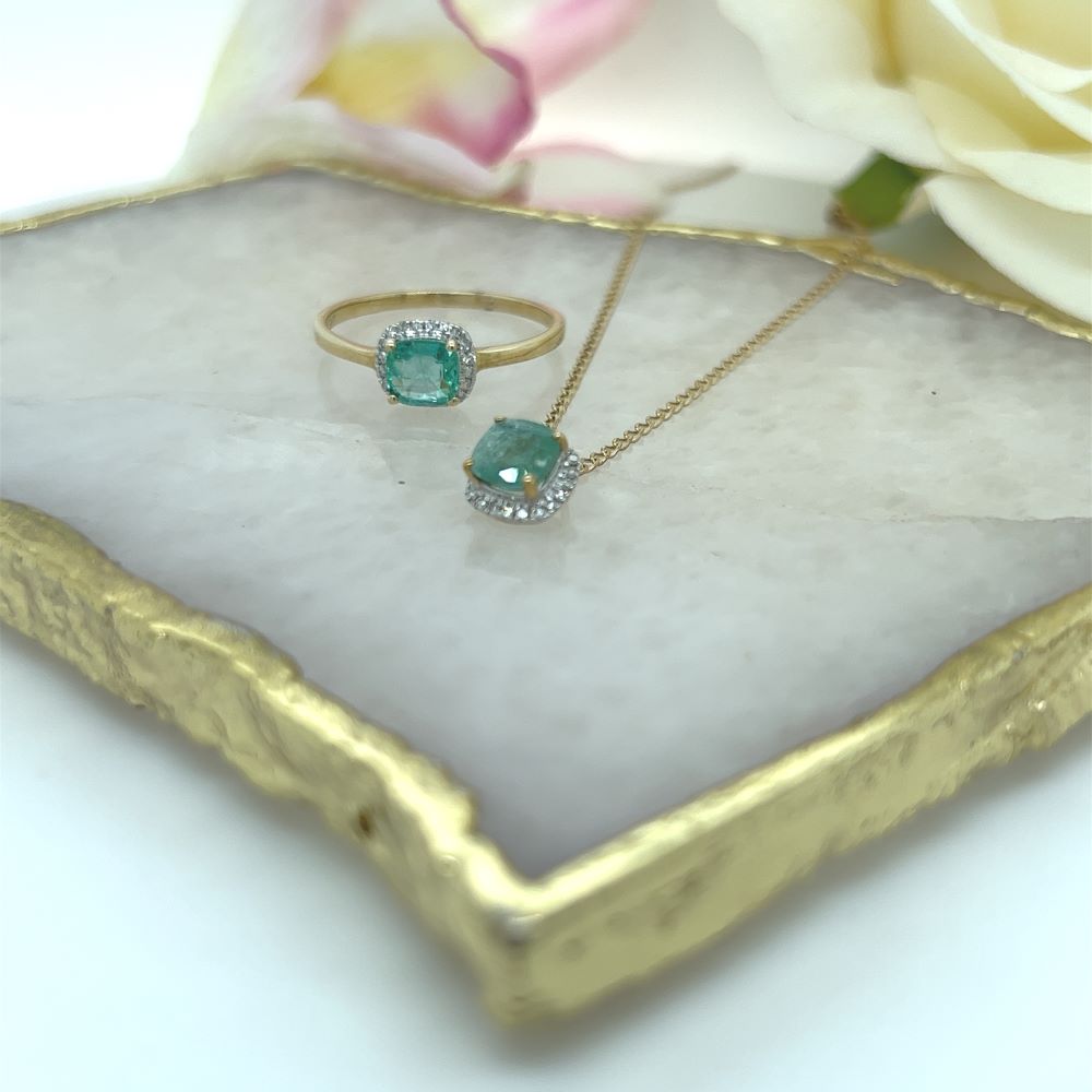Natural Emerald & Diamond Cluster Necklace.