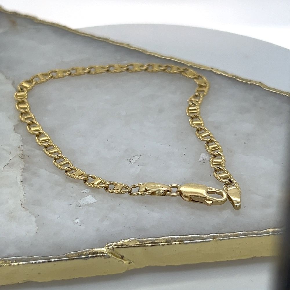 18ct Yellow Gold Fancy Anchor Link Bracelet.
