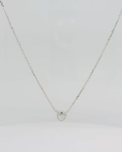 9ct White Gold Diamond Solitaire Necklace.