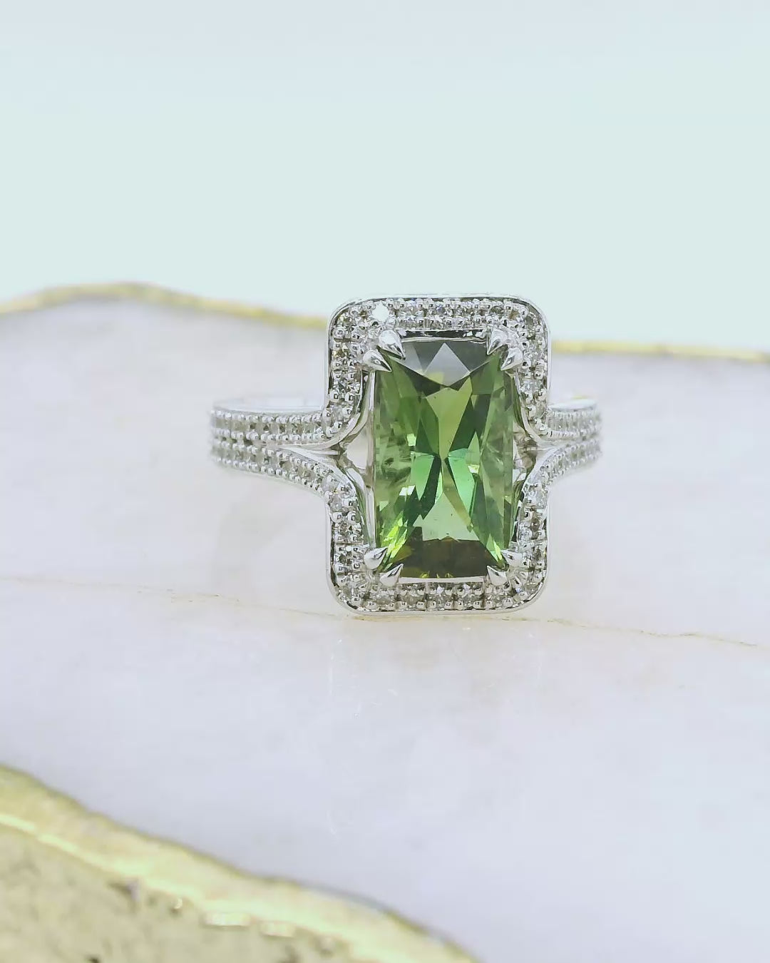 18ct. White Gold Green Tourmaline & Diamond Ring