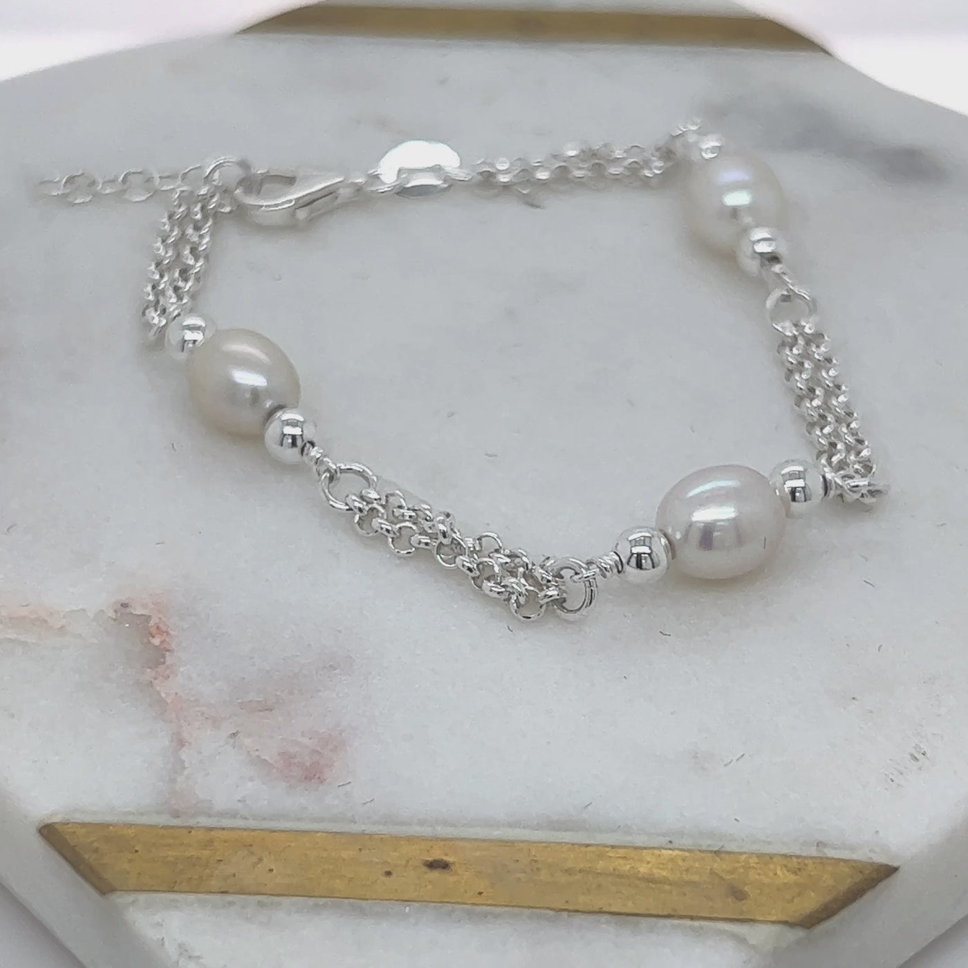 Sterling Silver freshwater Pearl Bracelet.