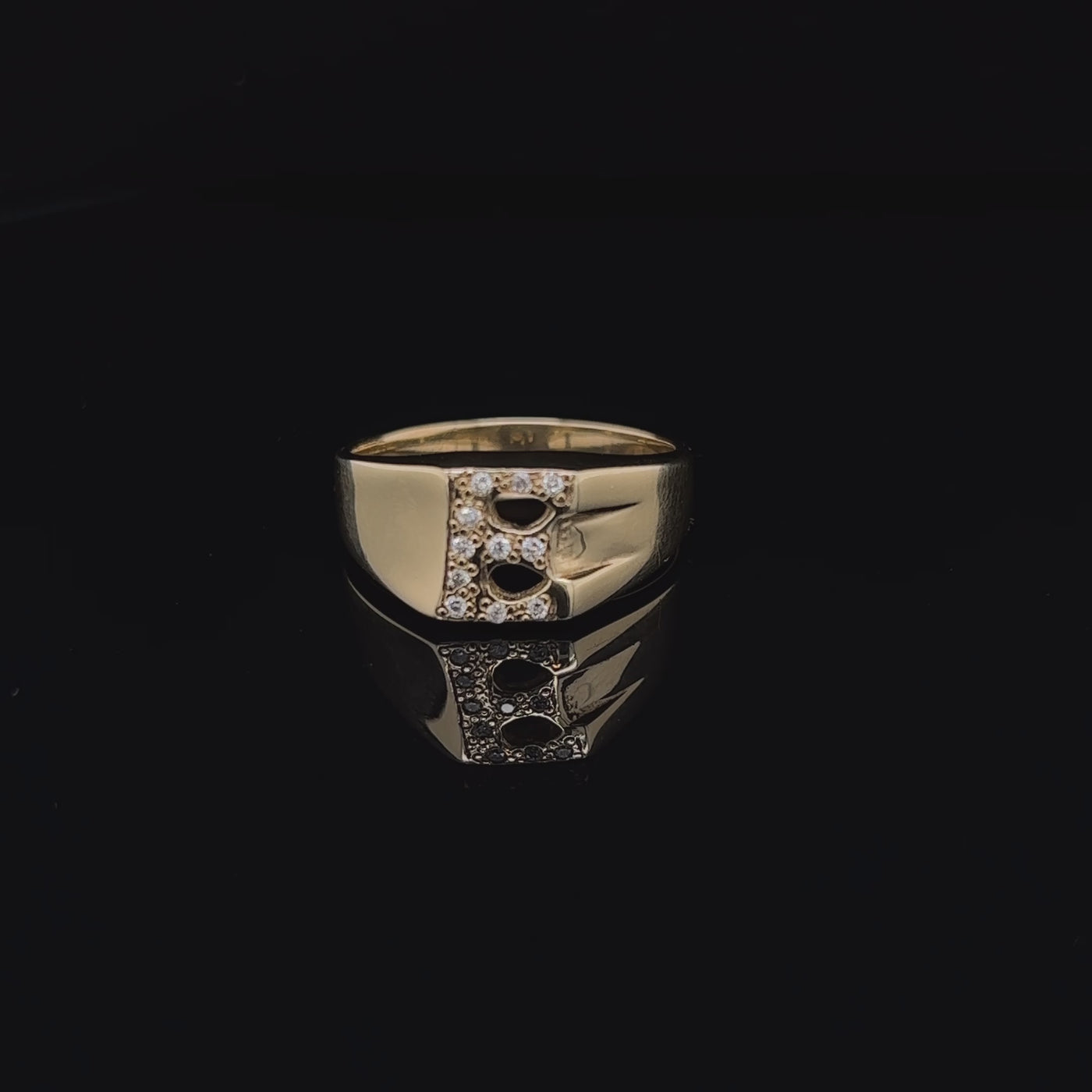 9ct Yellow Gold Diamond Initial E Ring.