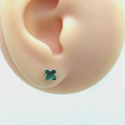 Clover Stud Earrings with Malachite in 9ct Yellow Gold.